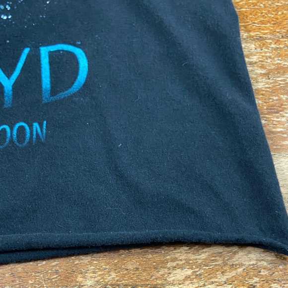 Pink Floyd Black cropped Tee T shirt prism the dark side of the moon Medium - Picture 7 of 9